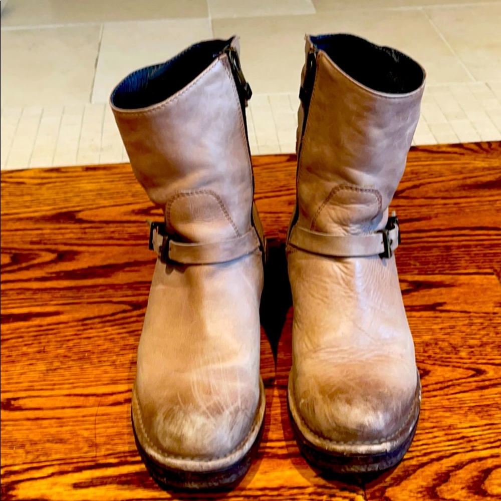Alberto Fermani size 6 boots